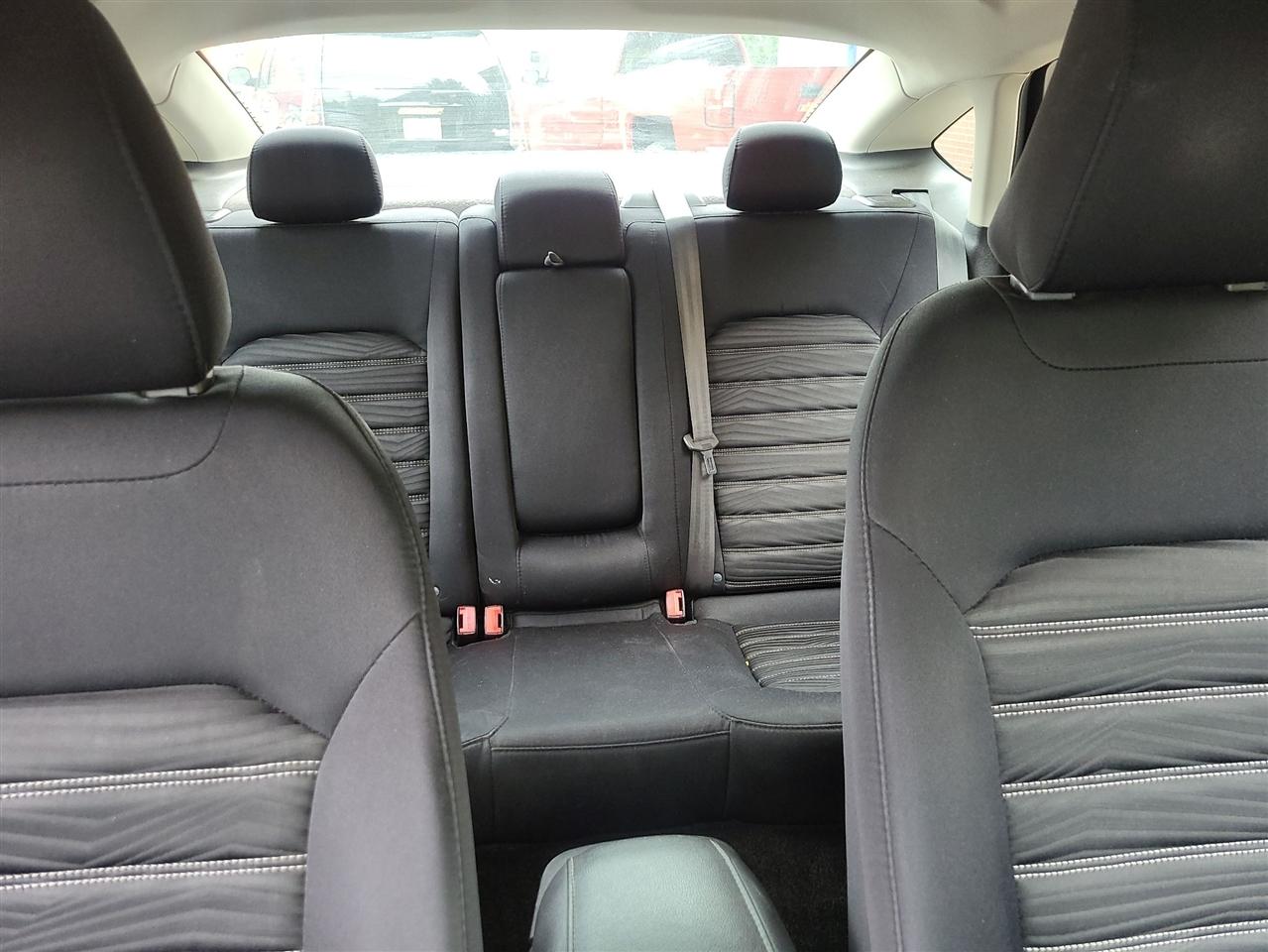 Ford Fusion SE 2016