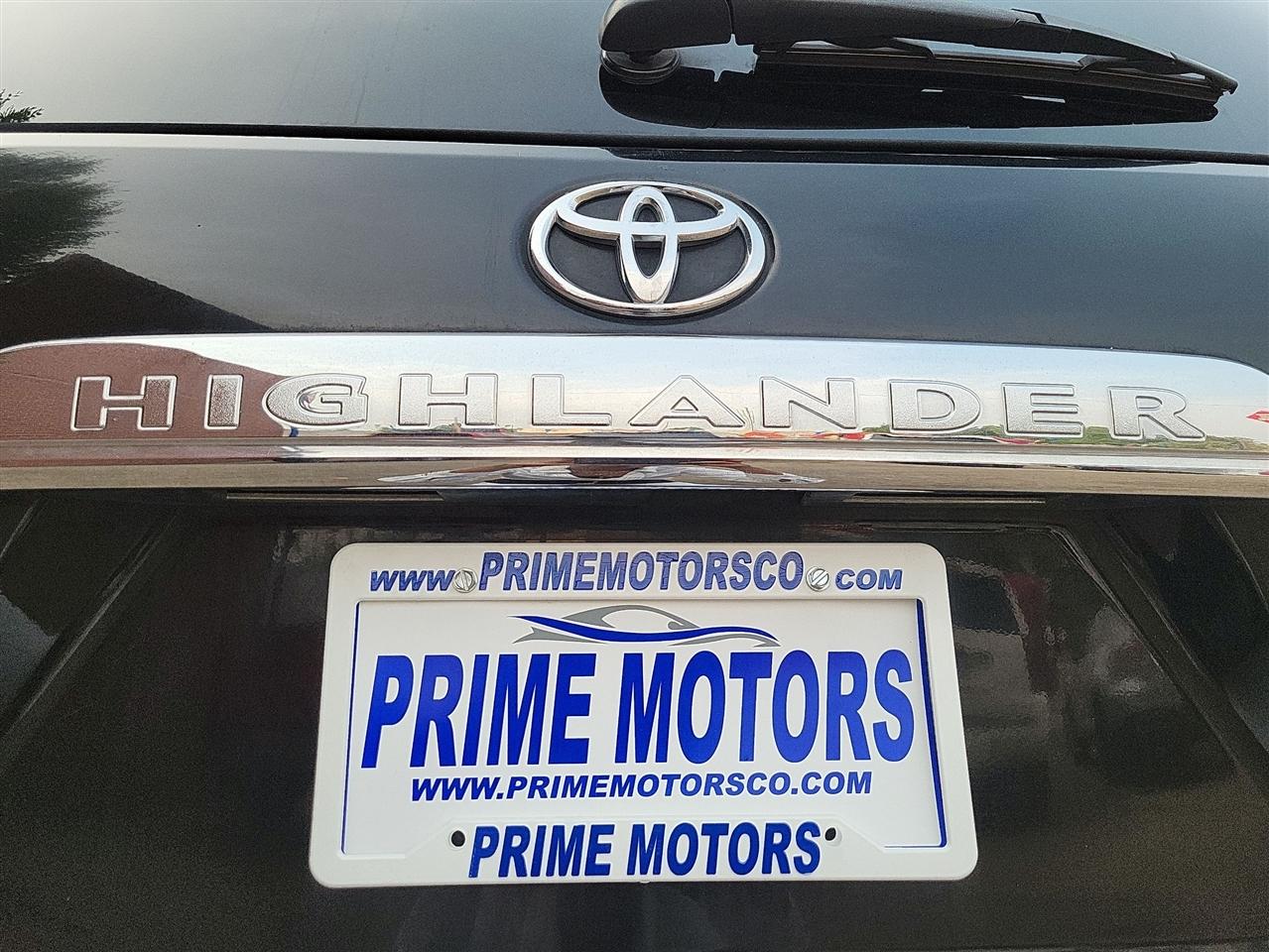 Toyota Highlander Base 2013
