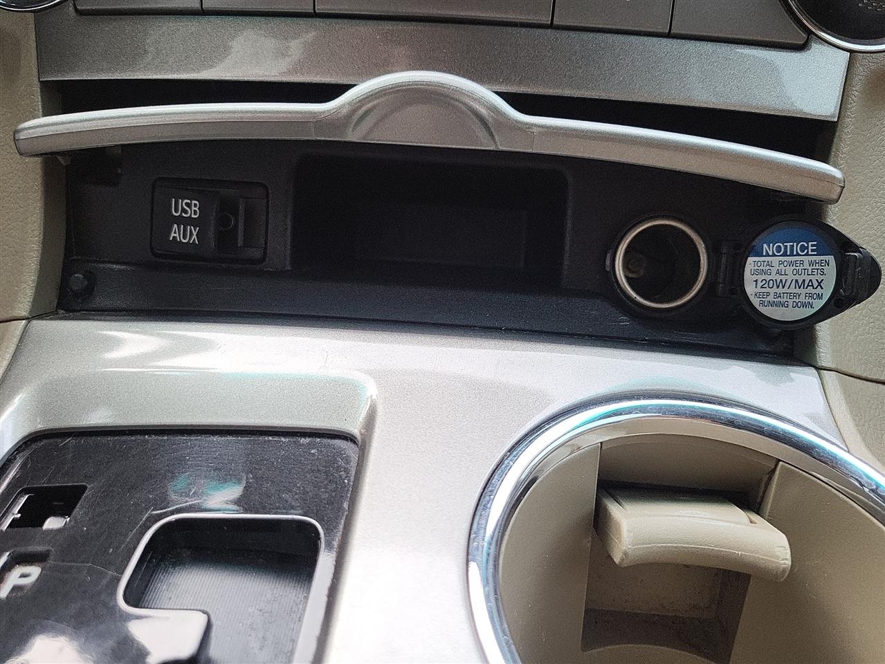 Toyota Highlander Base 2013