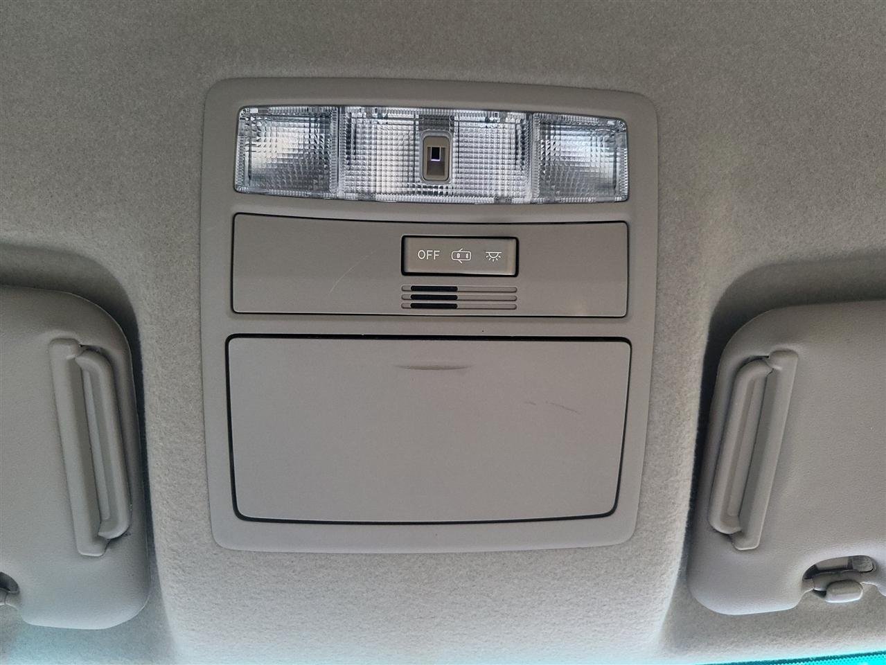 Toyota Highlander Base 2013