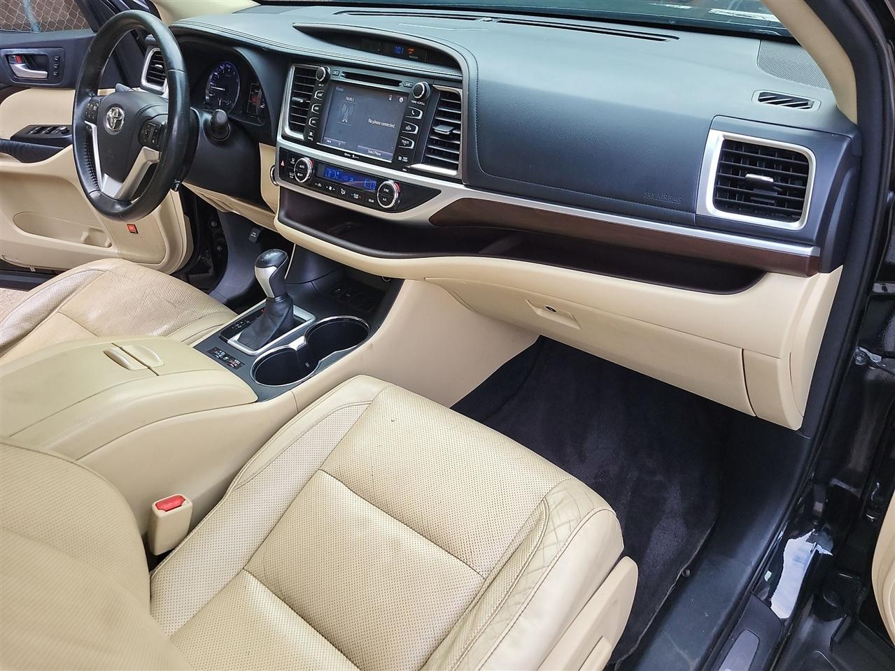Toyota Highlander Limited FWD V6 2014