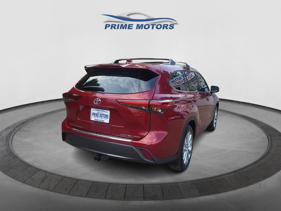 Toyota Highlander Limited AWD V6 2022