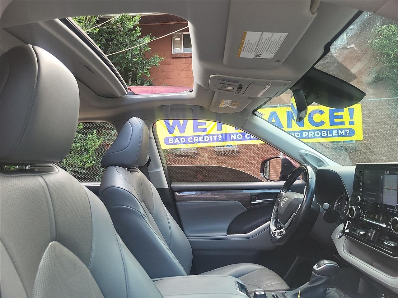 Toyota Highlander Limited AWD V6 2022