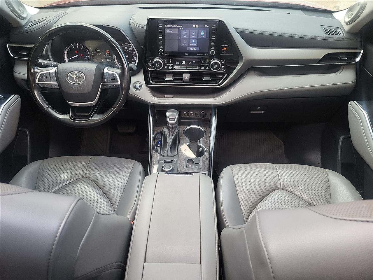 Toyota Highlander Limited AWD V6 2022