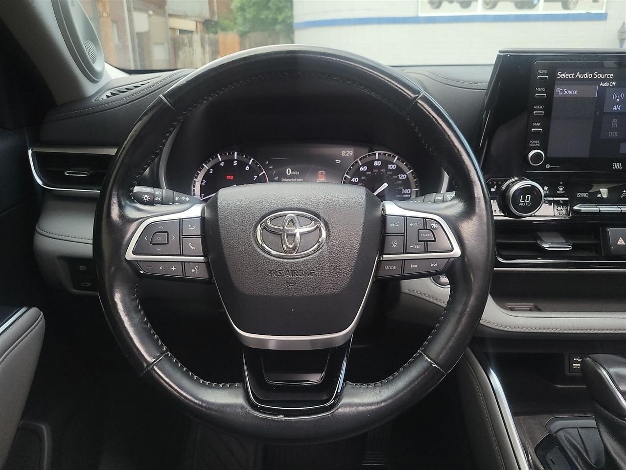 Toyota Highlander Limited AWD V6 2022
