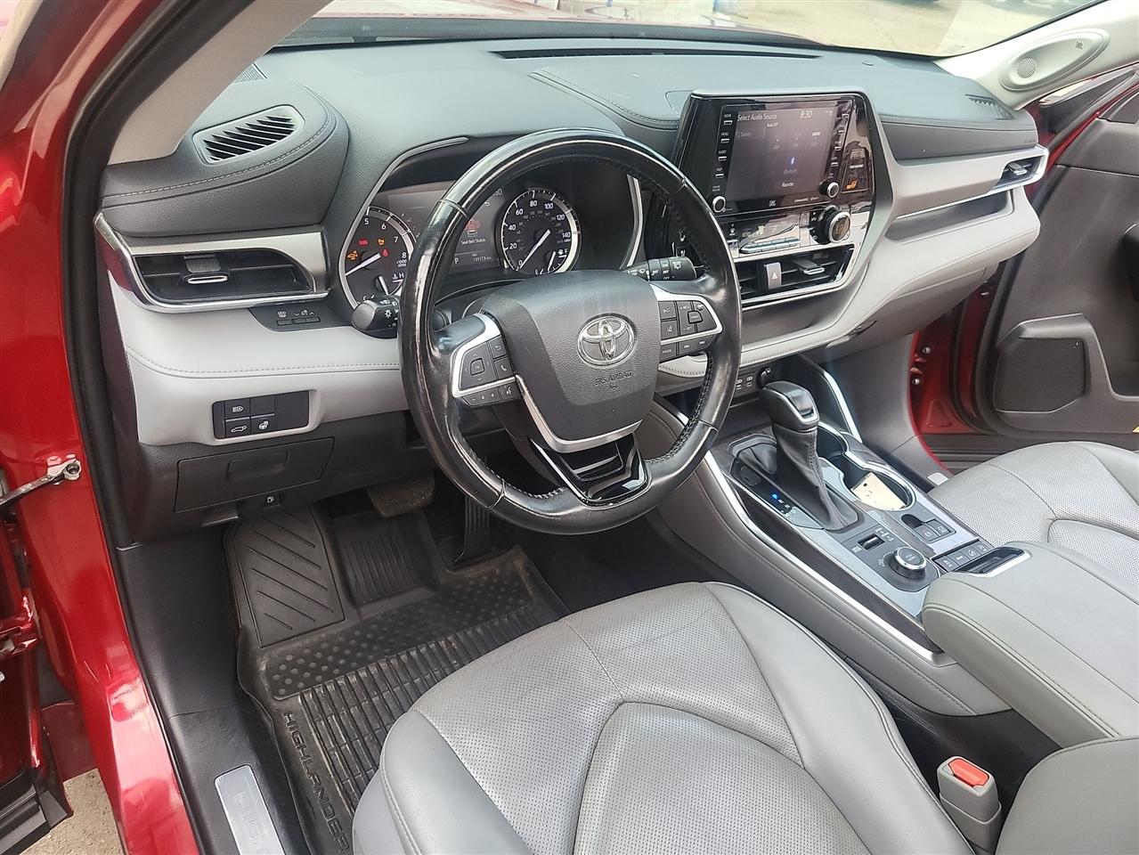 Toyota Highlander Limited AWD V6 2022