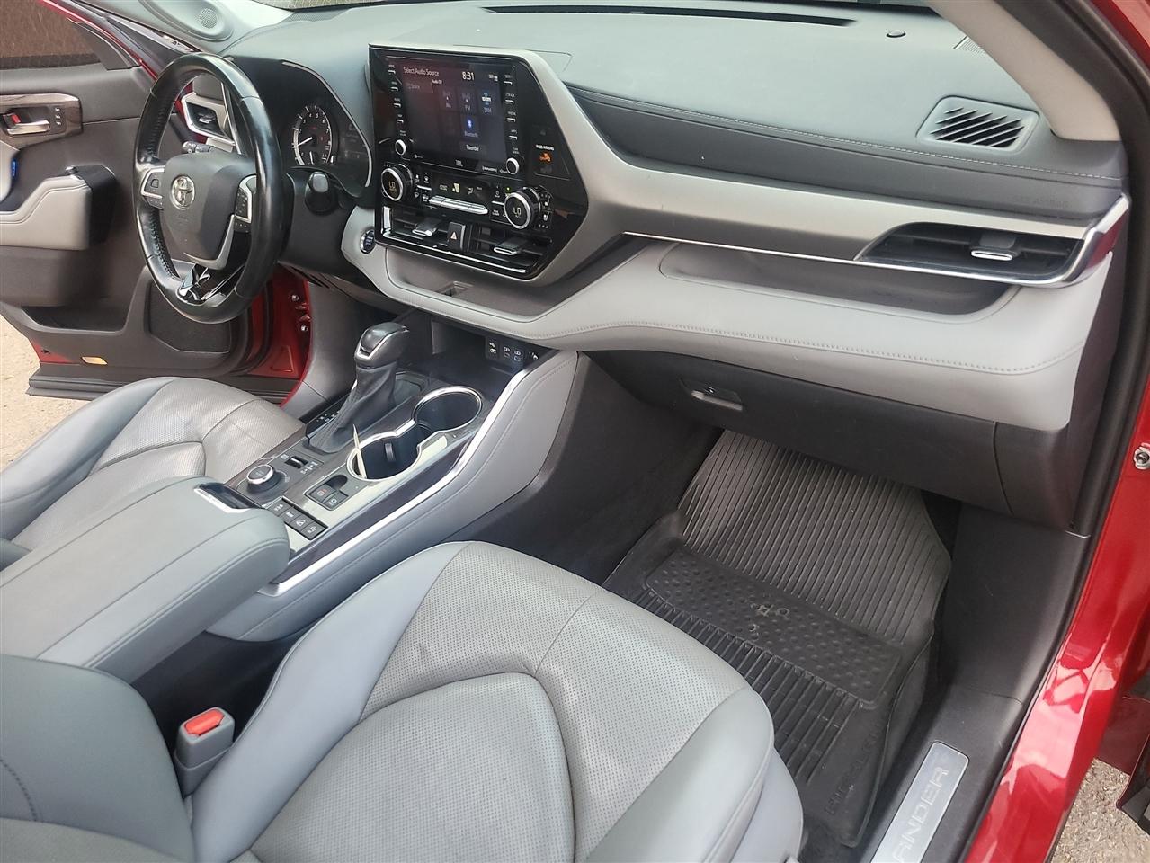 Toyota Highlander Limited AWD V6 2022