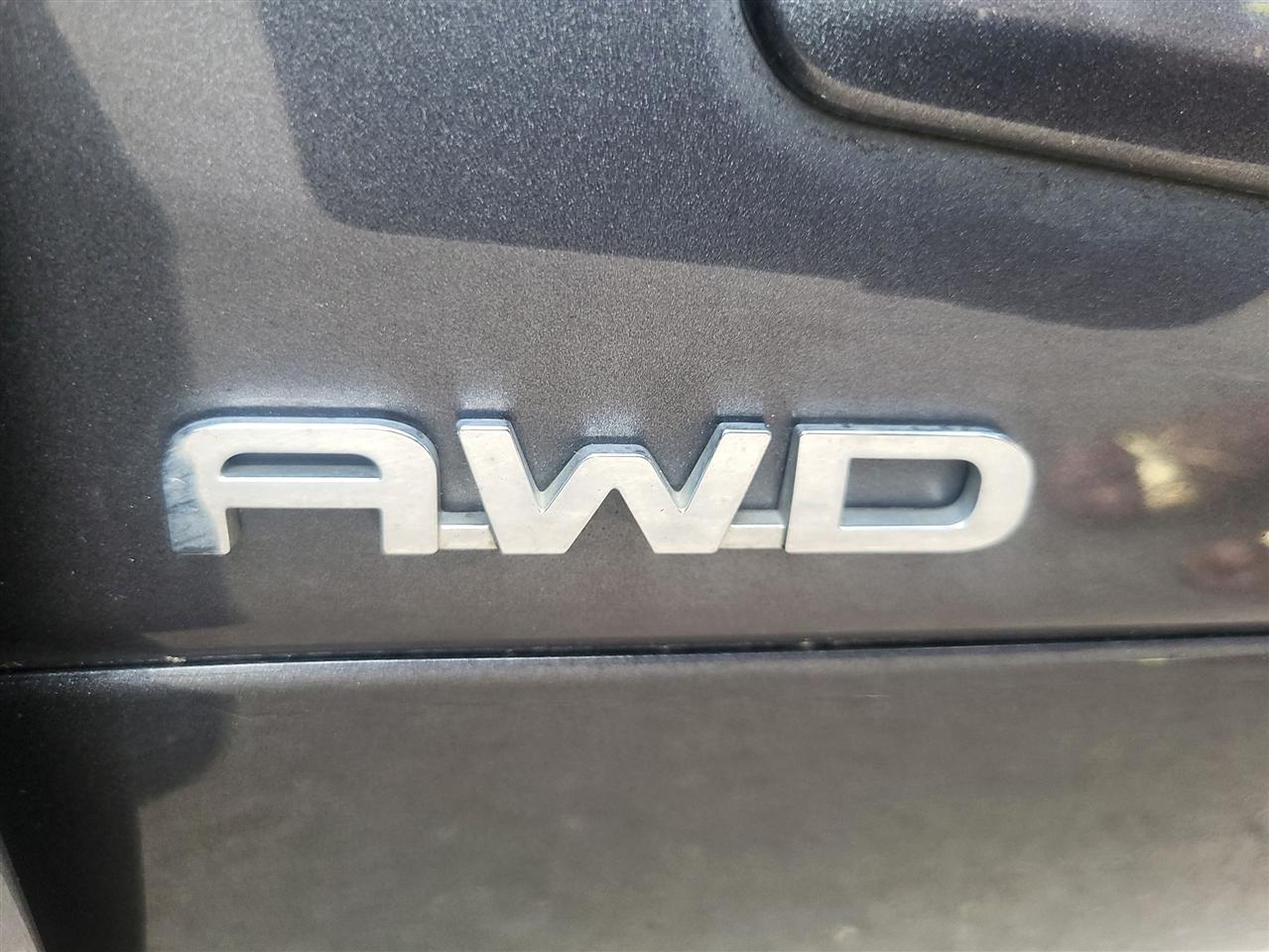 Toyota Highlander Hybrid XLE AWD 2021