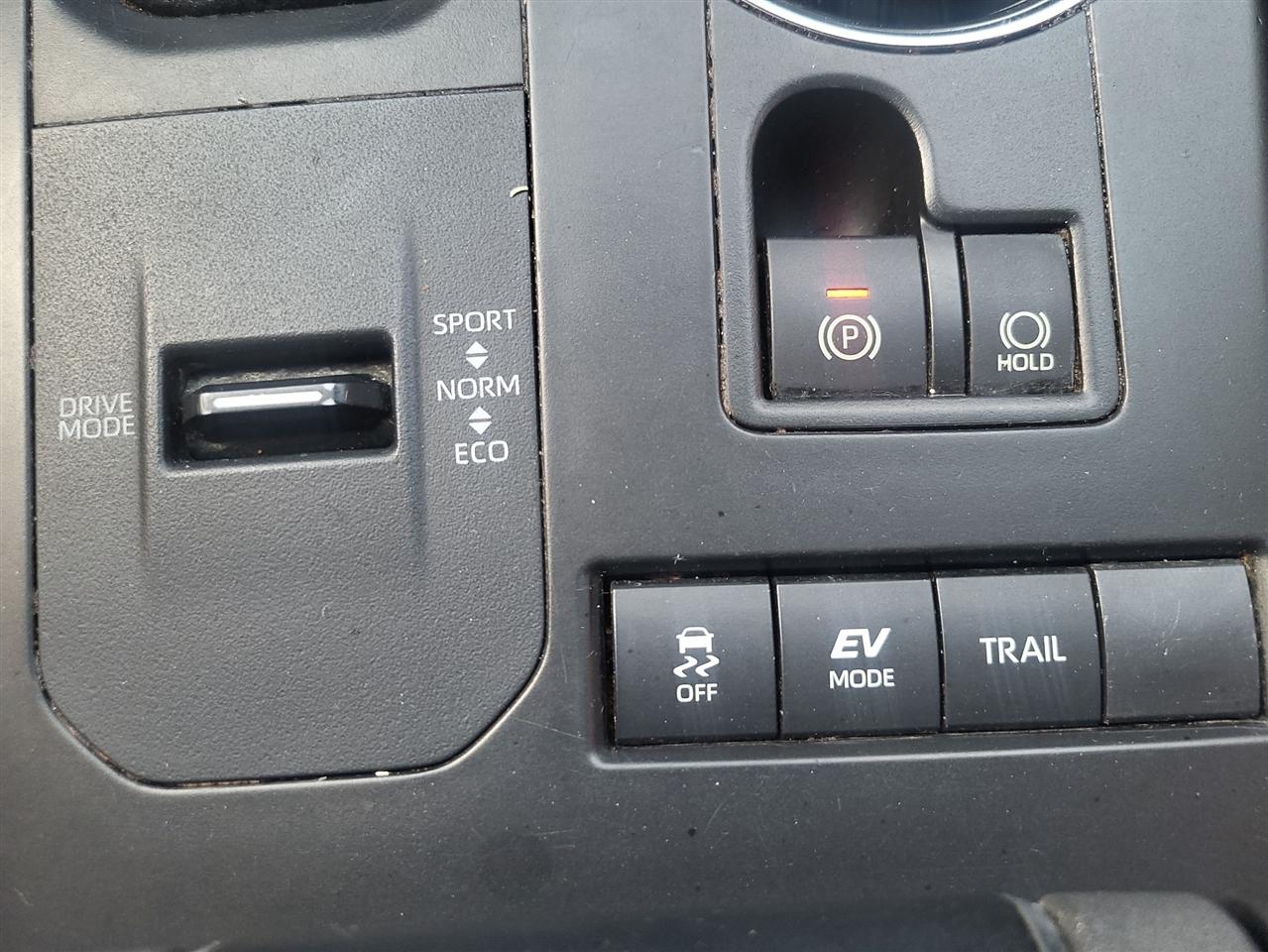 Toyota Highlander Hybrid XLE AWD 2021