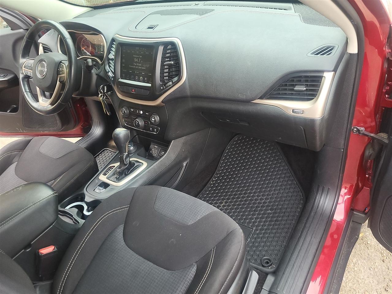 Jeep Cherokee Latitude 4WD 2015