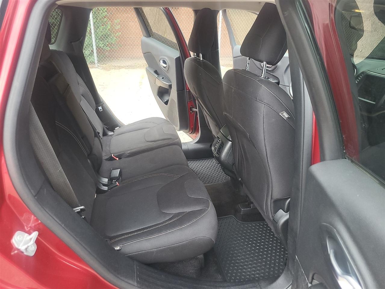 Jeep Cherokee Latitude 4WD 2015