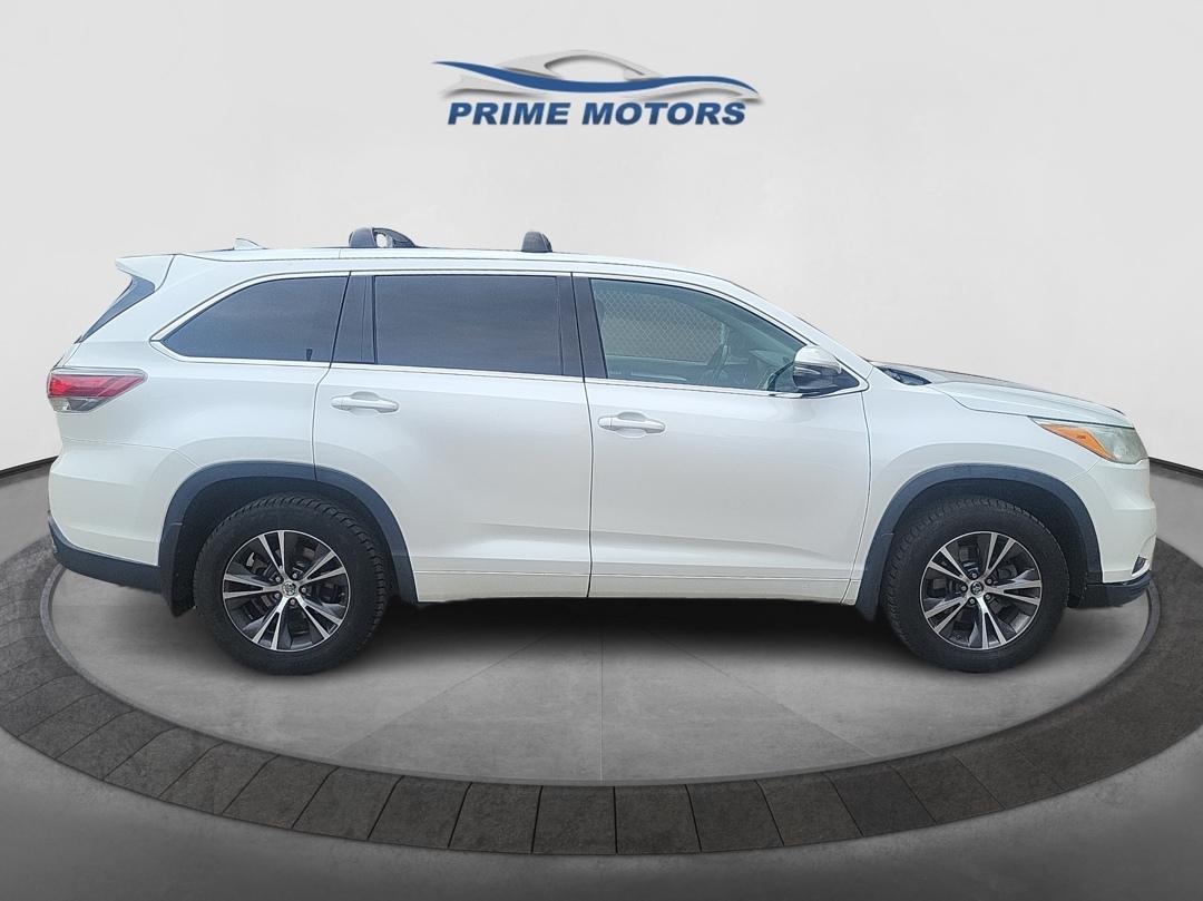 Toyota Highlander XLE AWD V6 2016