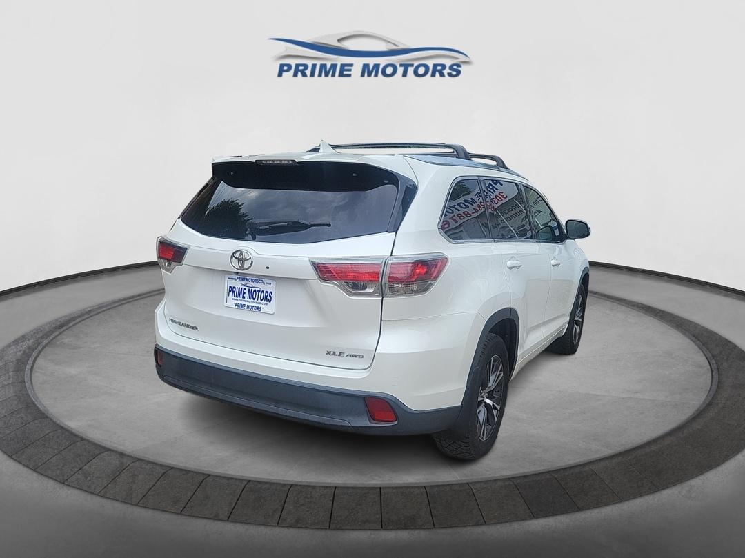 Toyota Highlander XLE AWD V6 2016