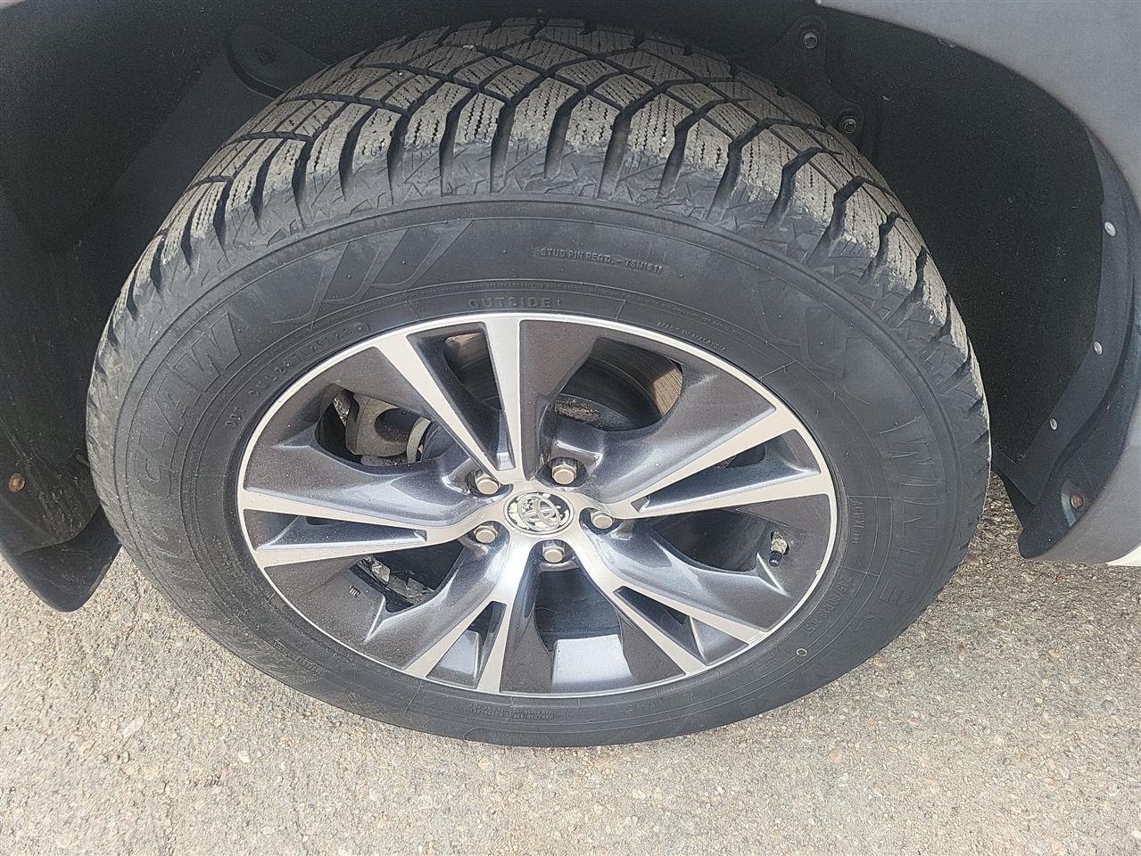 Toyota Highlander XLE AWD V6 2016