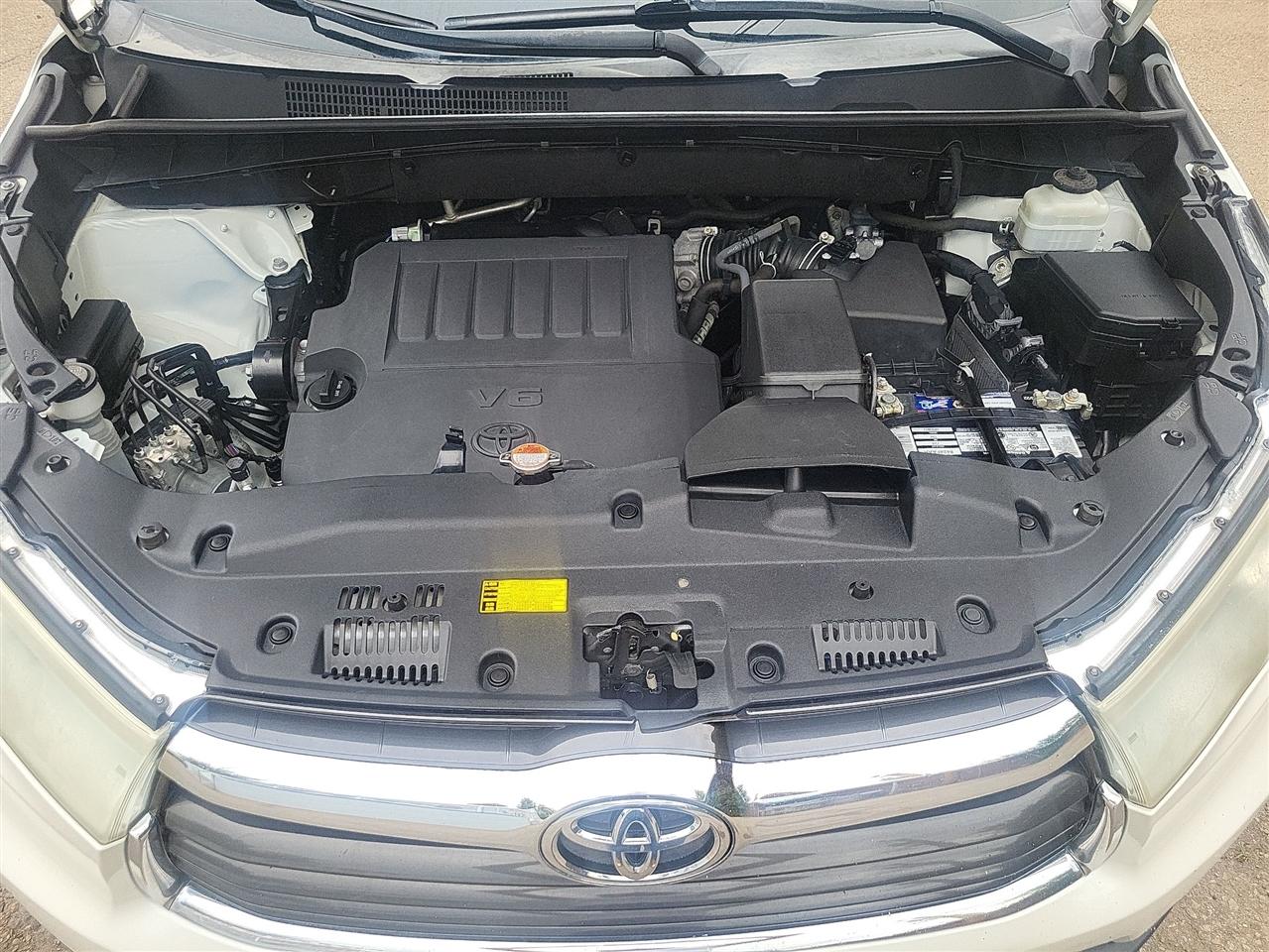 Toyota Highlander XLE AWD V6 2016