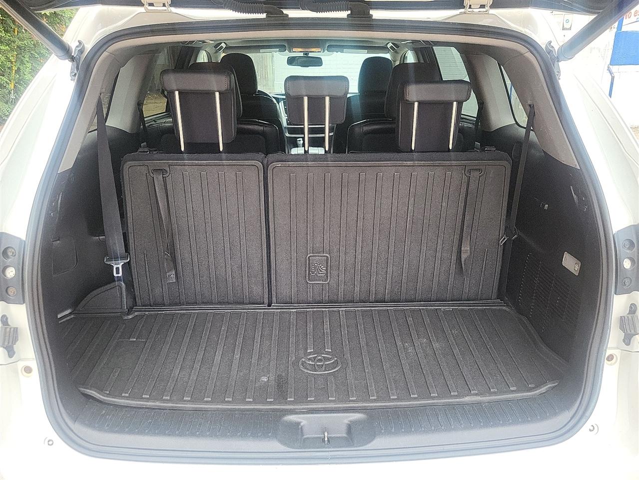 Toyota Highlander XLE AWD V6 2016