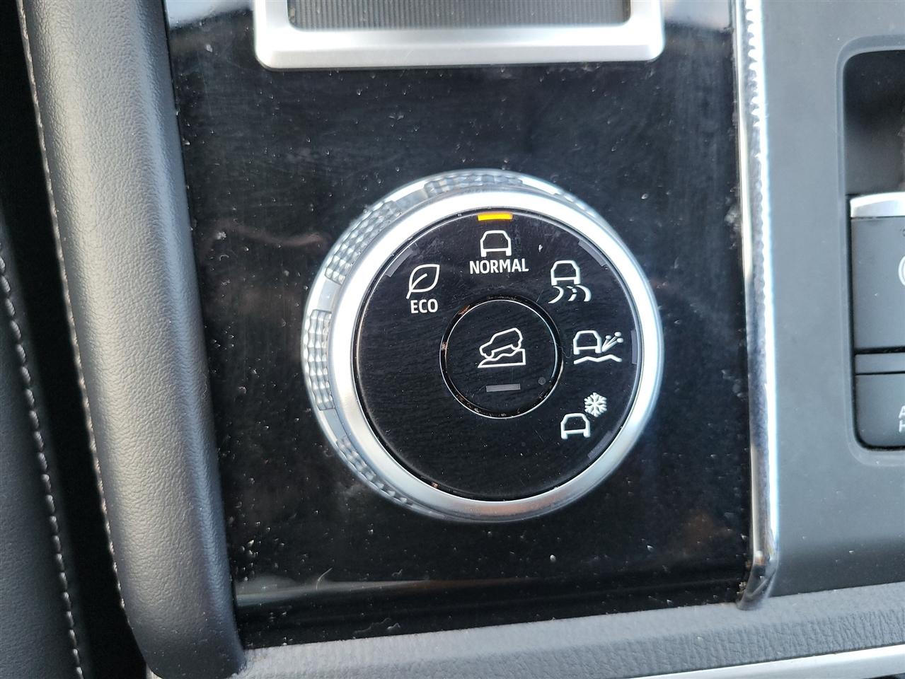 Mitsubishi Outlander SE 2WD 2022
