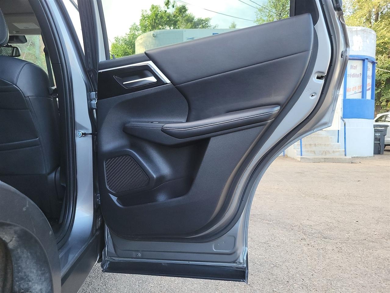 Mitsubishi Outlander SE 2WD 2022
