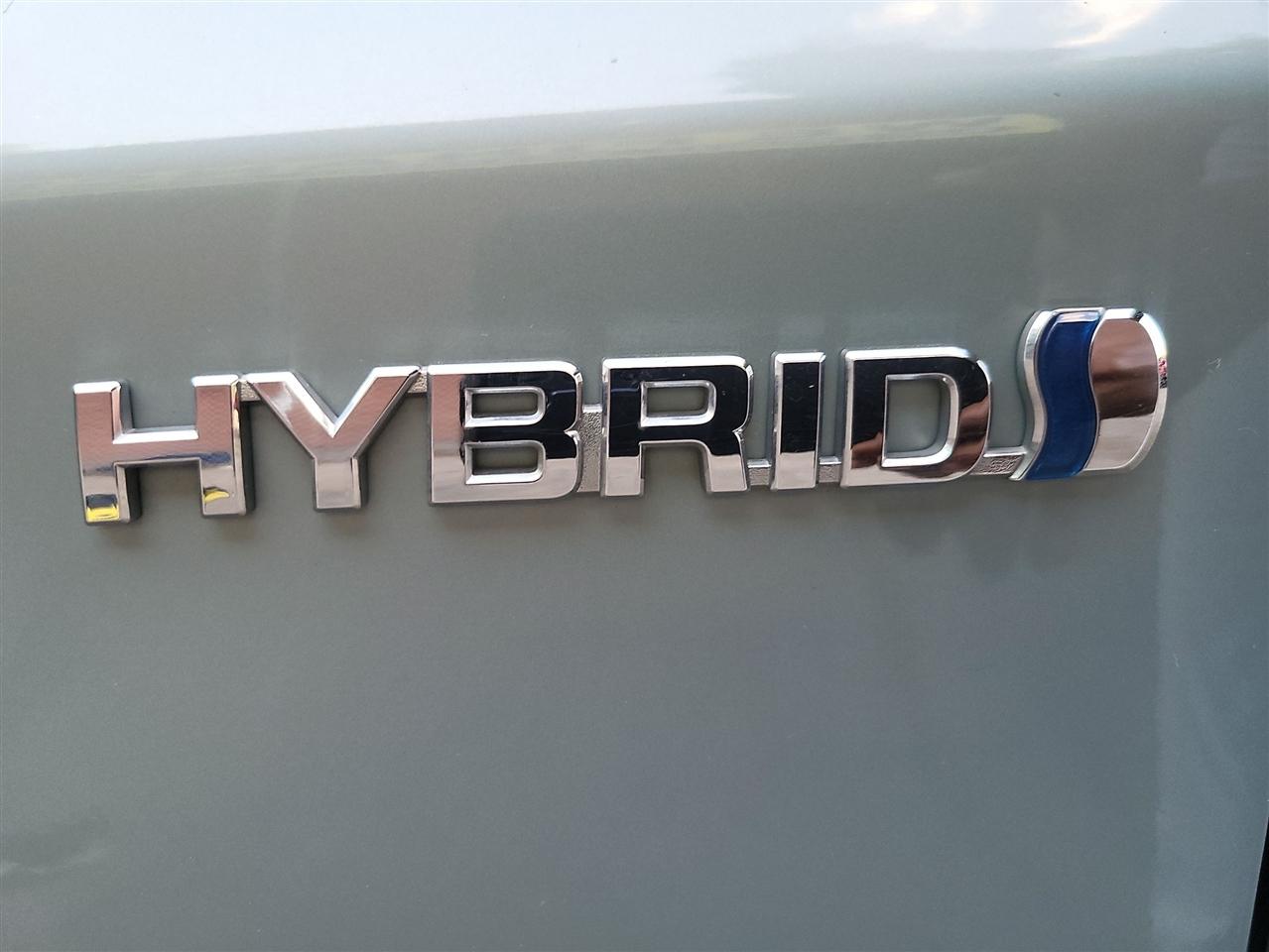 Toyota Prius Four 2015