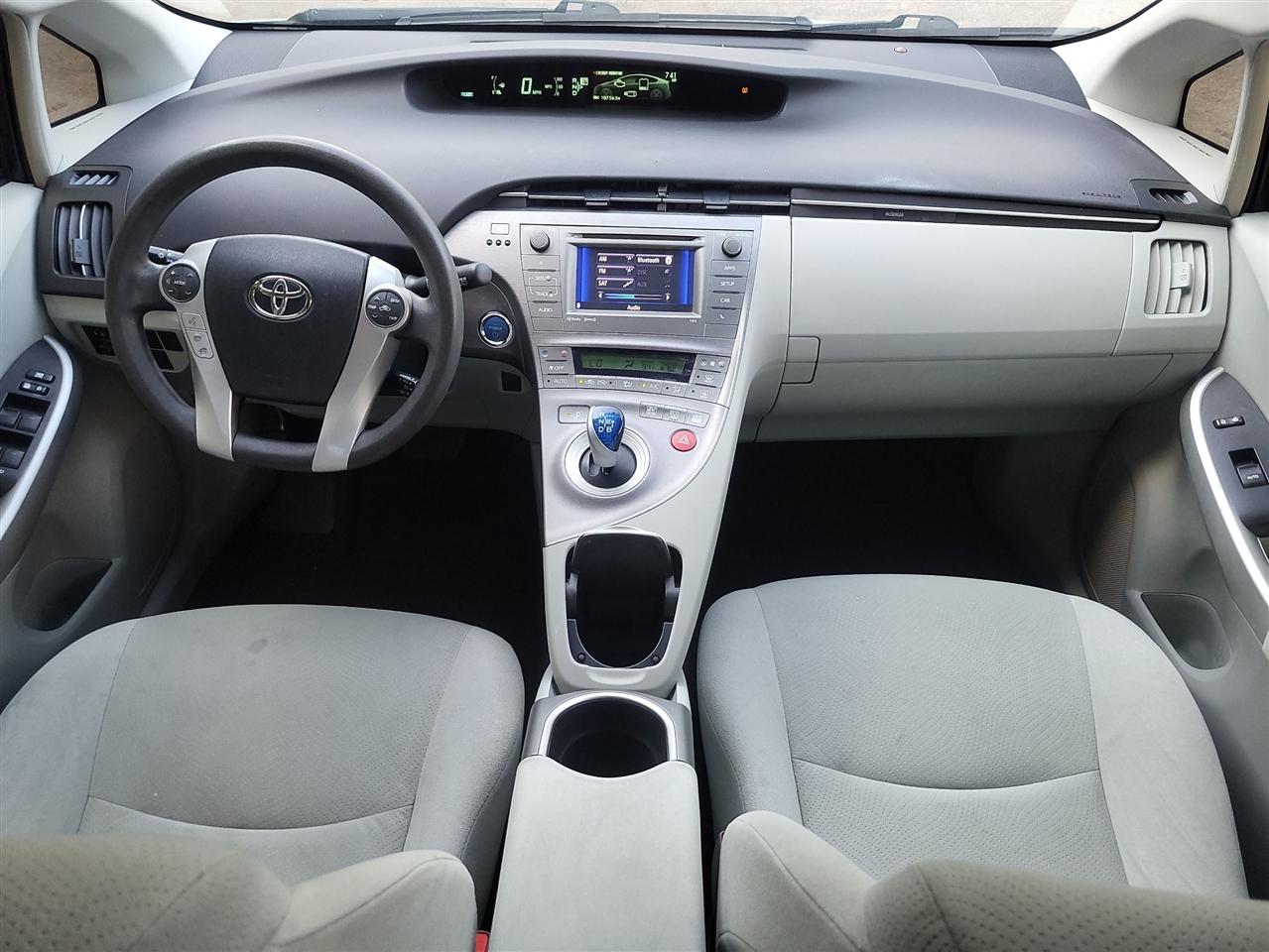 Toyota Prius Four 2015