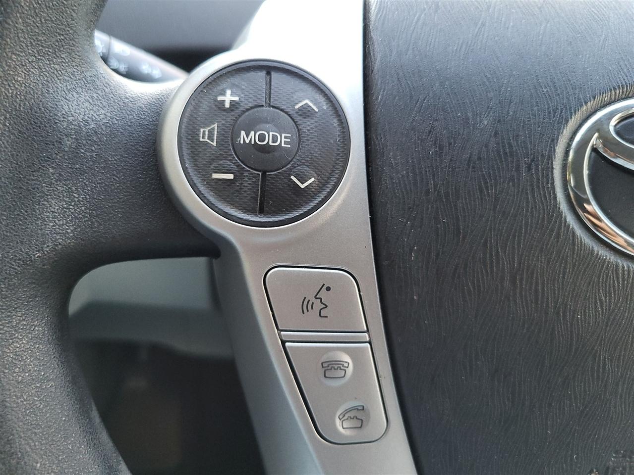 Toyota Prius Four 2015