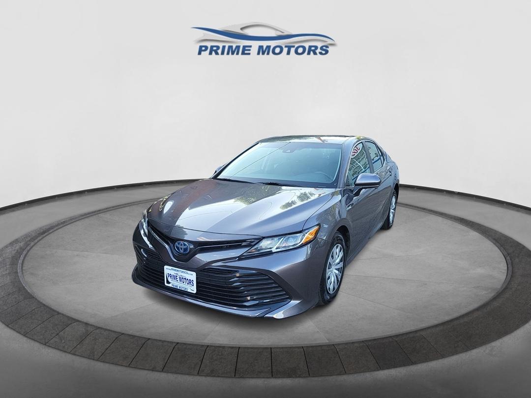 Toyota Camry Hybrid LE 2018