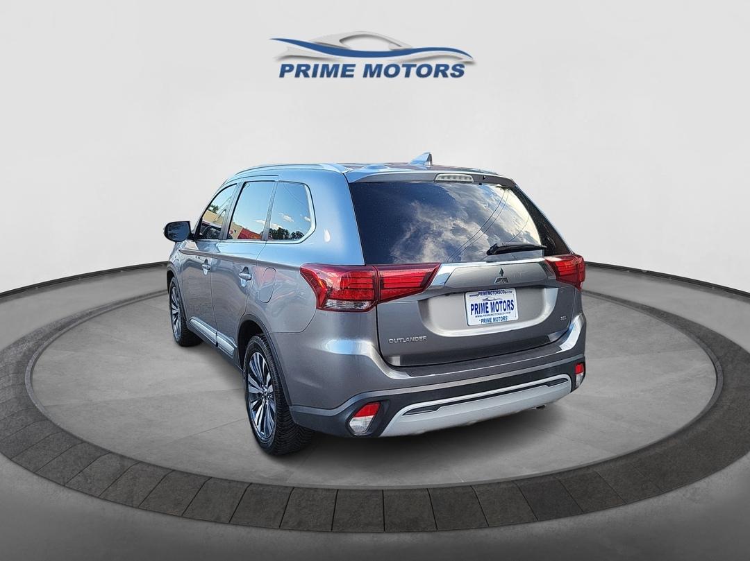 Mitsubishi Outlander SE 2WD 2020