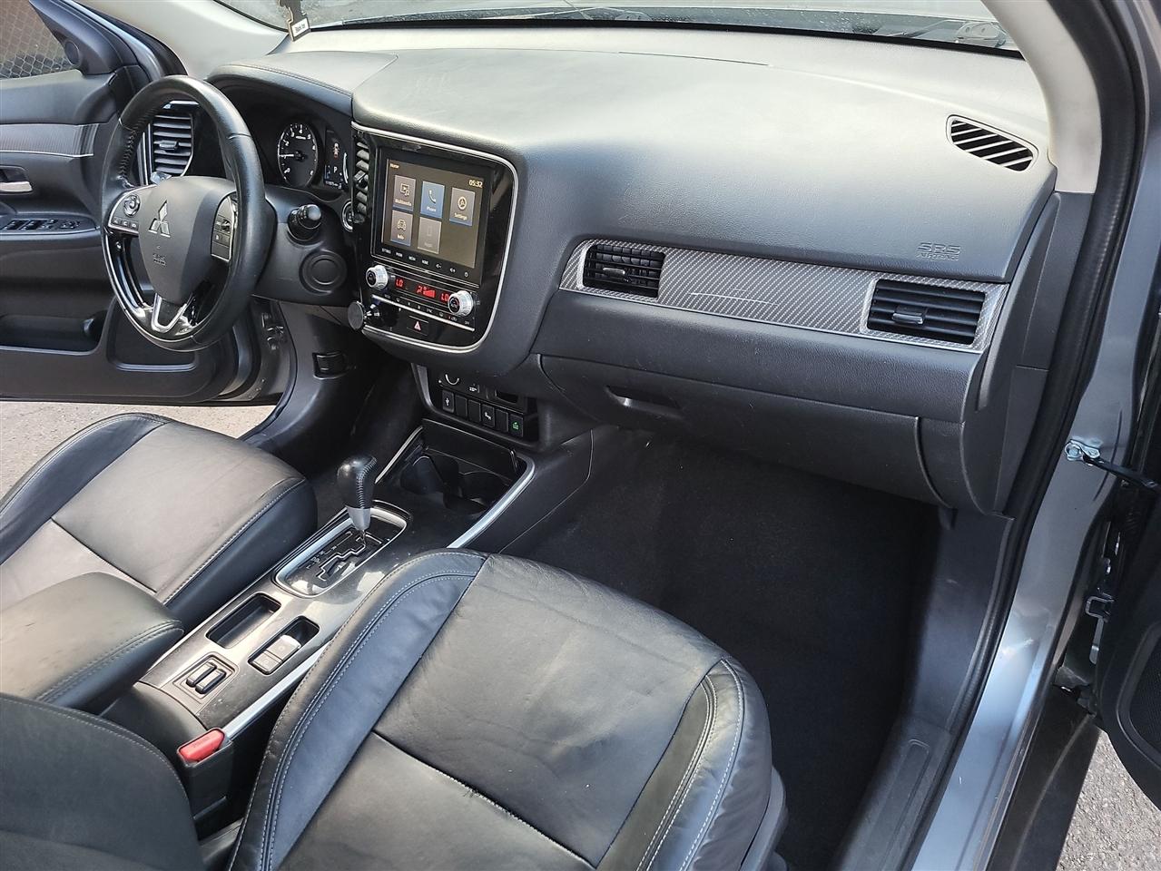 Mitsubishi Outlander SE 2WD 2020