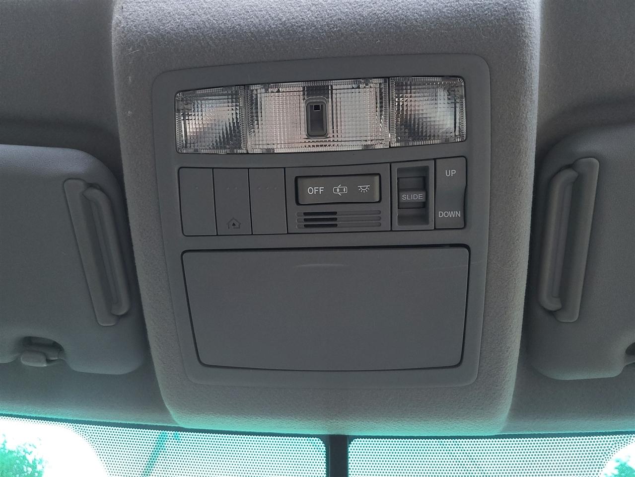 Toyota Highlander Hybrid Limited 4WD 2011