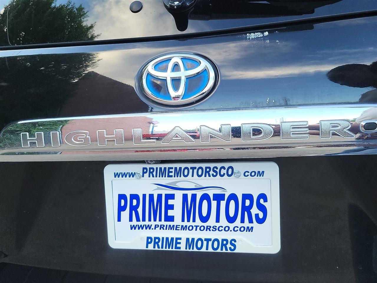 Toyota Highlander Hybrid Limited 4WD 2011