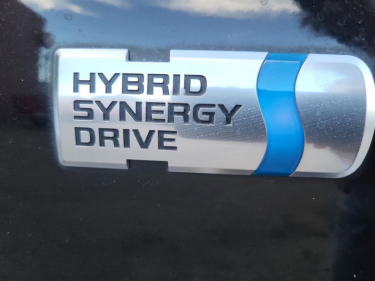 Toyota Highlander Hybrid Limited 4WD 2011
