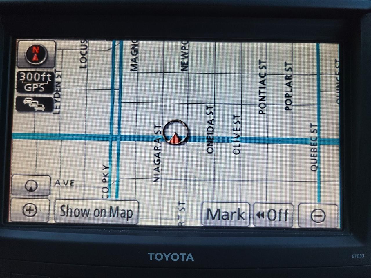 Toyota Highlander Hybrid Limited 4WD 2011