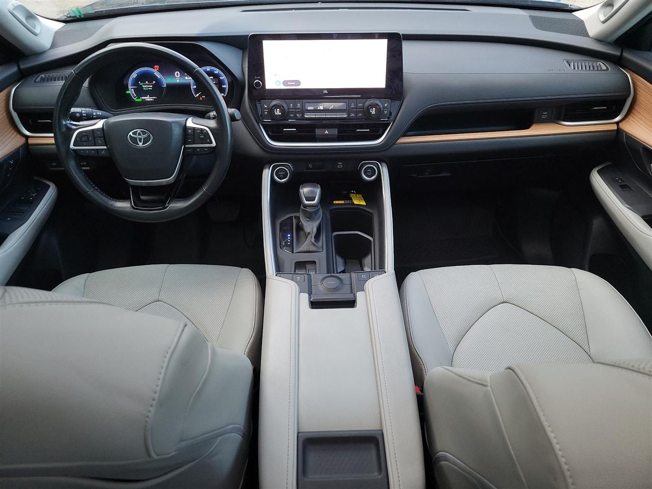 Toyota Grand Highlander Hybrid Limited AWD 2024