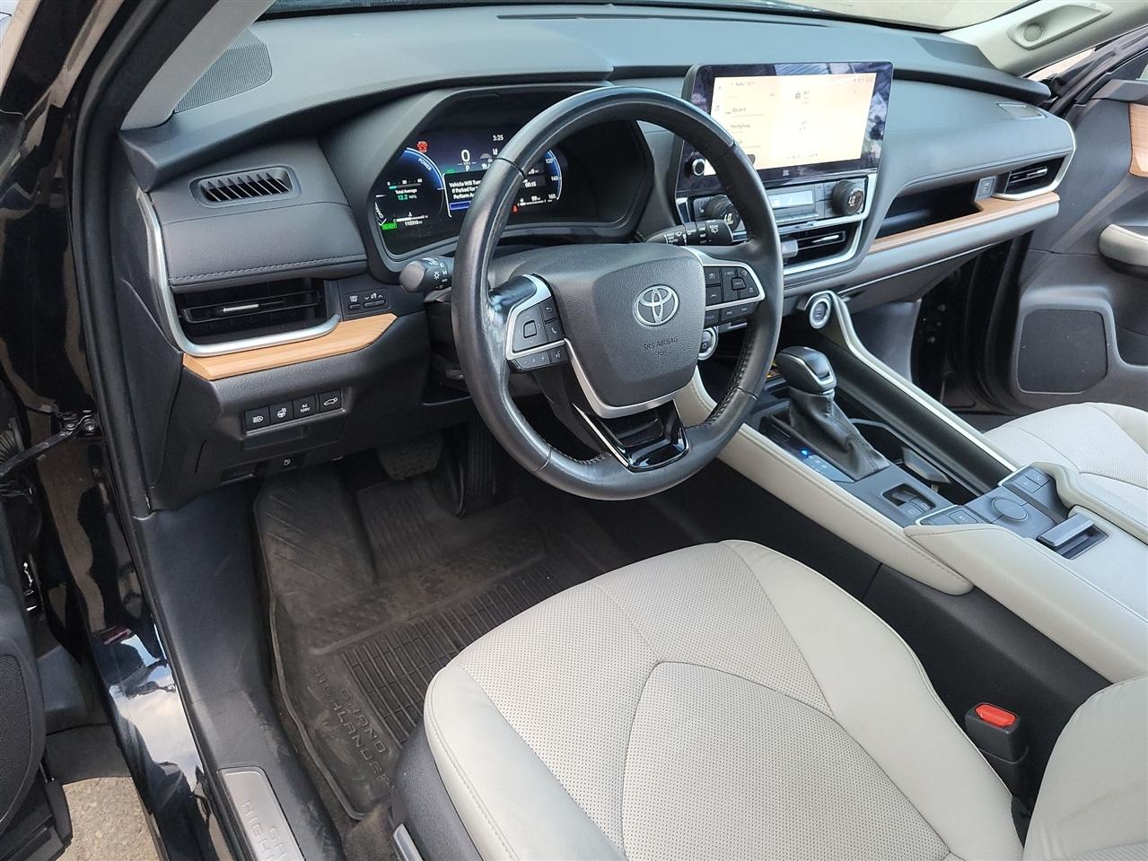 Toyota Grand Highlander Hybrid Limited AWD 2024