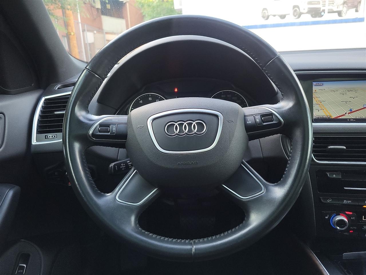 Audi Q5 2.0T Premium quattro 2017