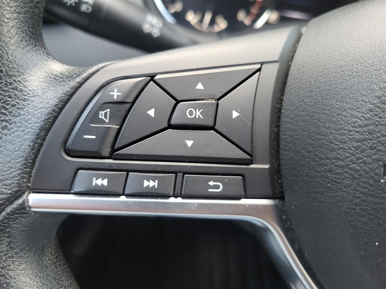 Nissan Rogue Sport SV 2018