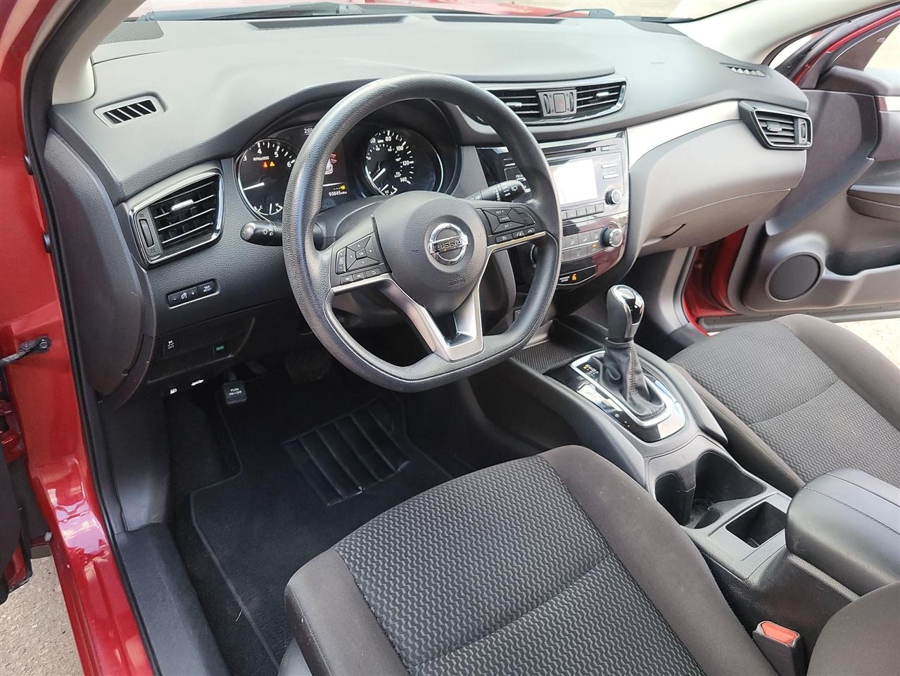 Nissan Rogue Sport SV 2018