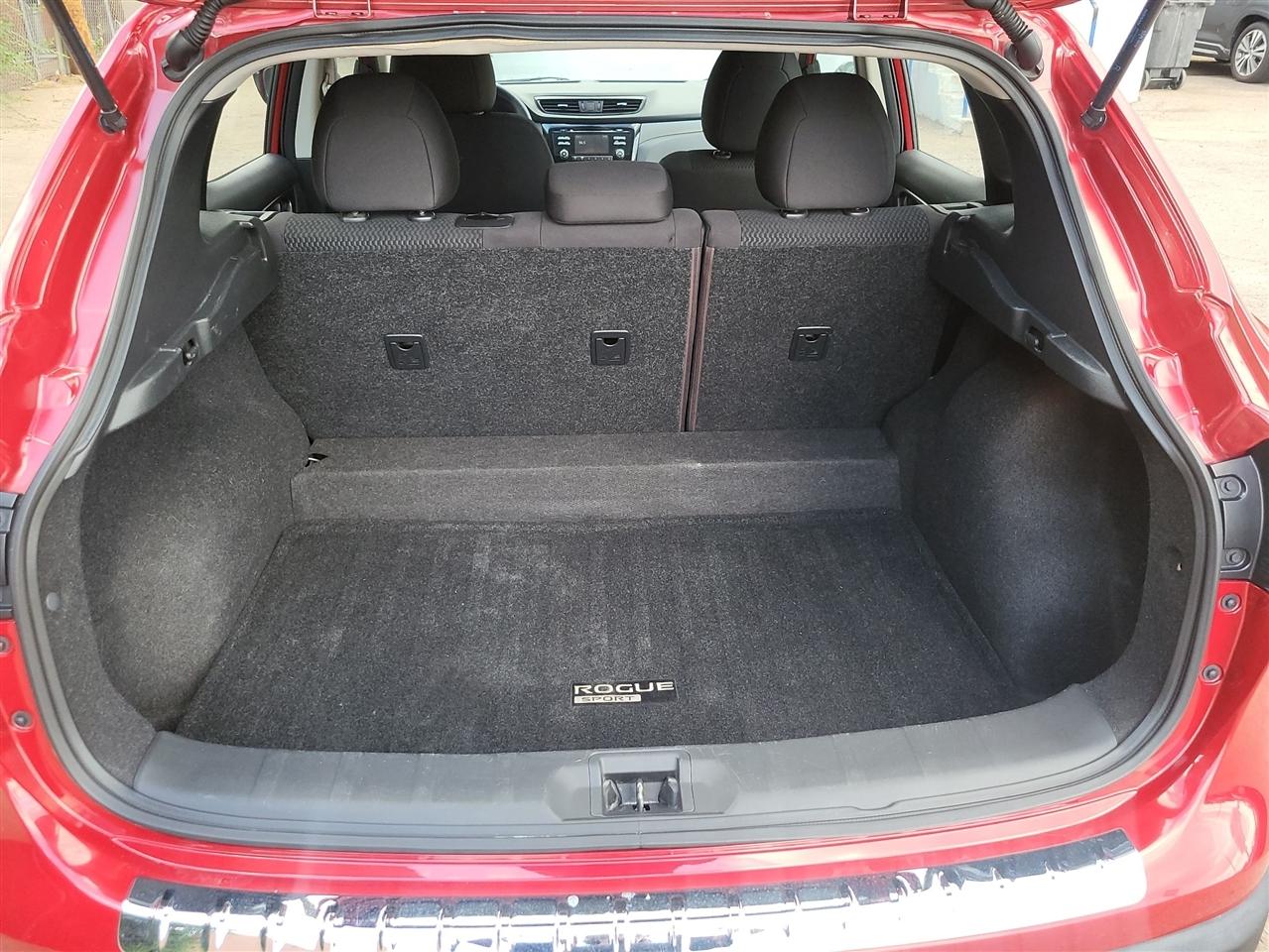 Nissan Rogue Sport SV 2018