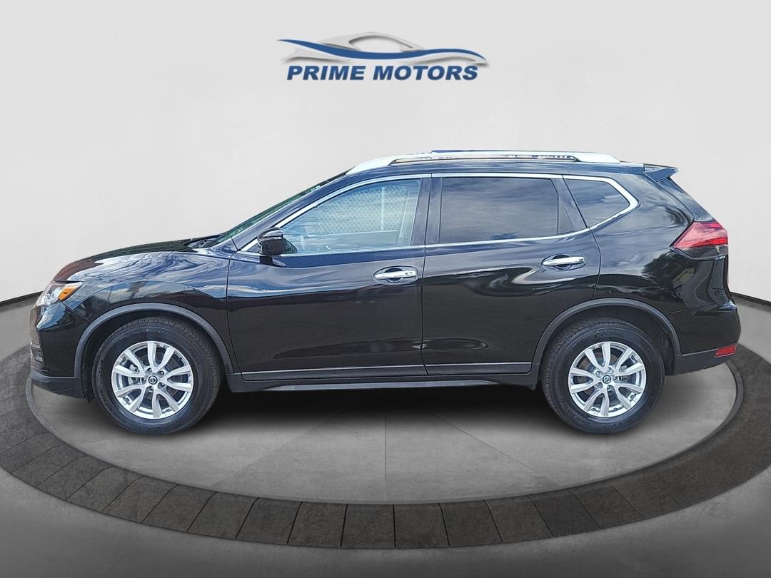 2018 Nissan Rogue SV FWD photo