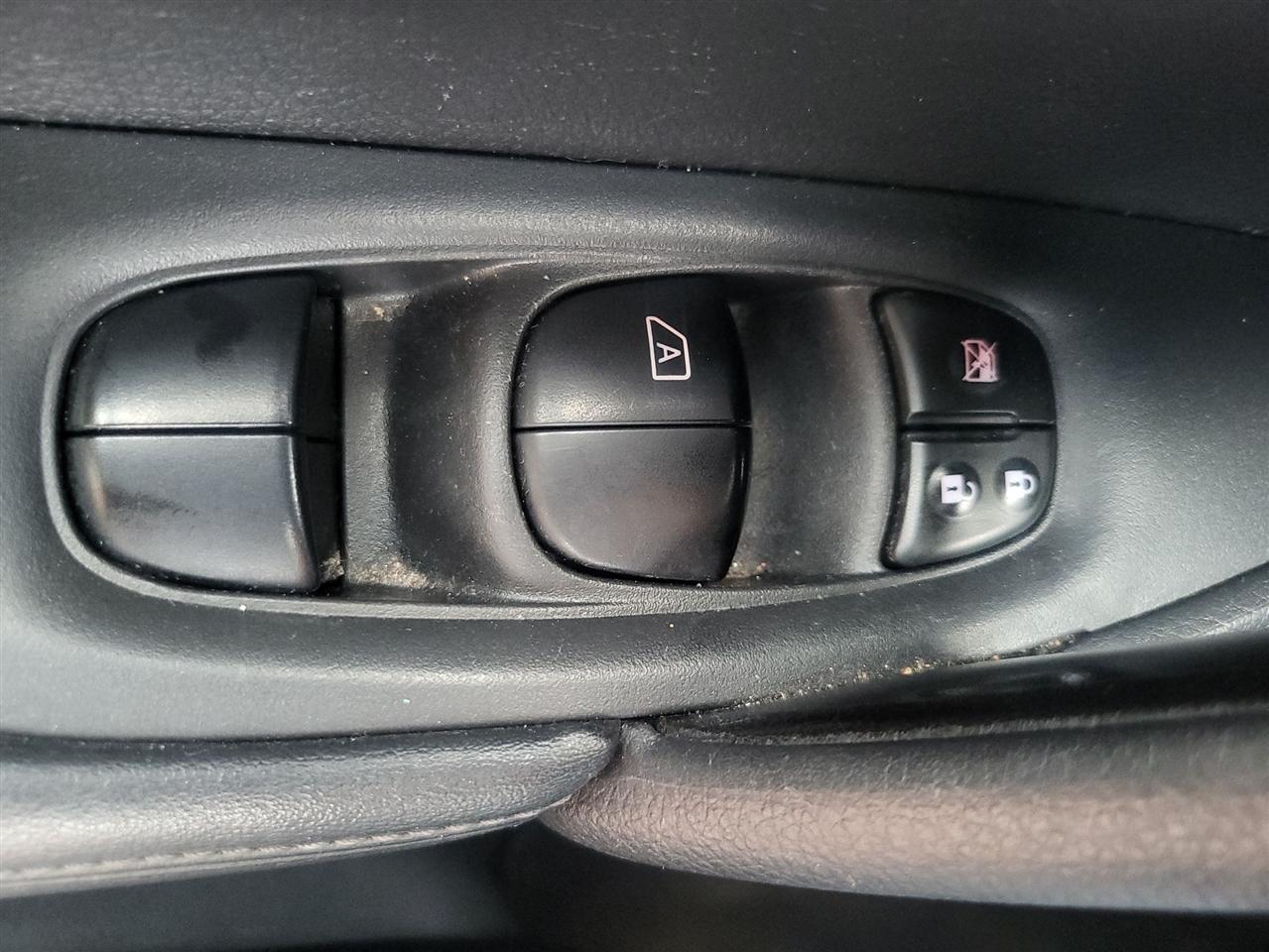 Nissan Rogue S 2WD 2018