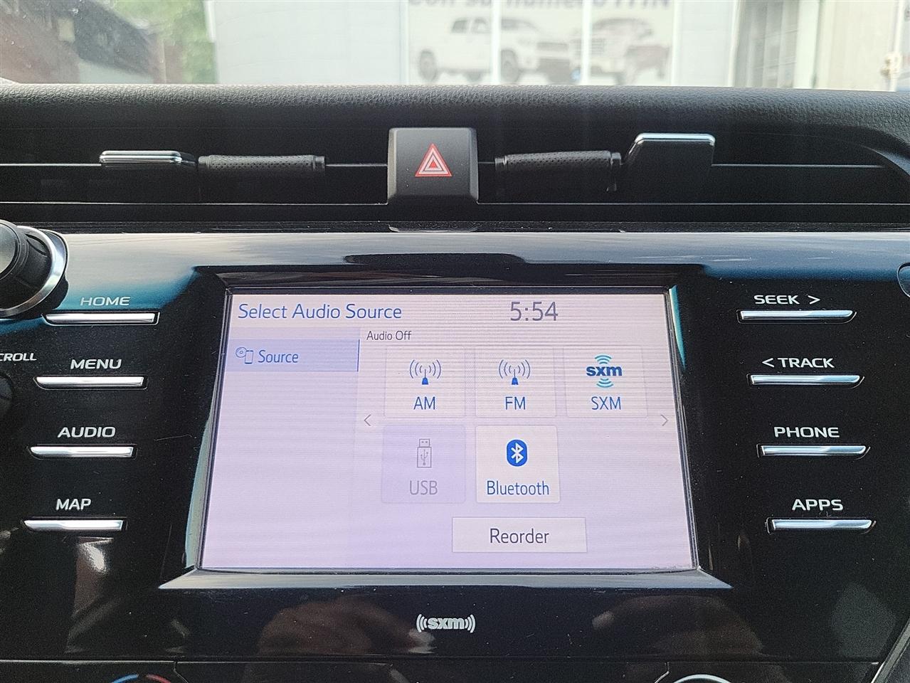 Toyota Camry SE 2020
