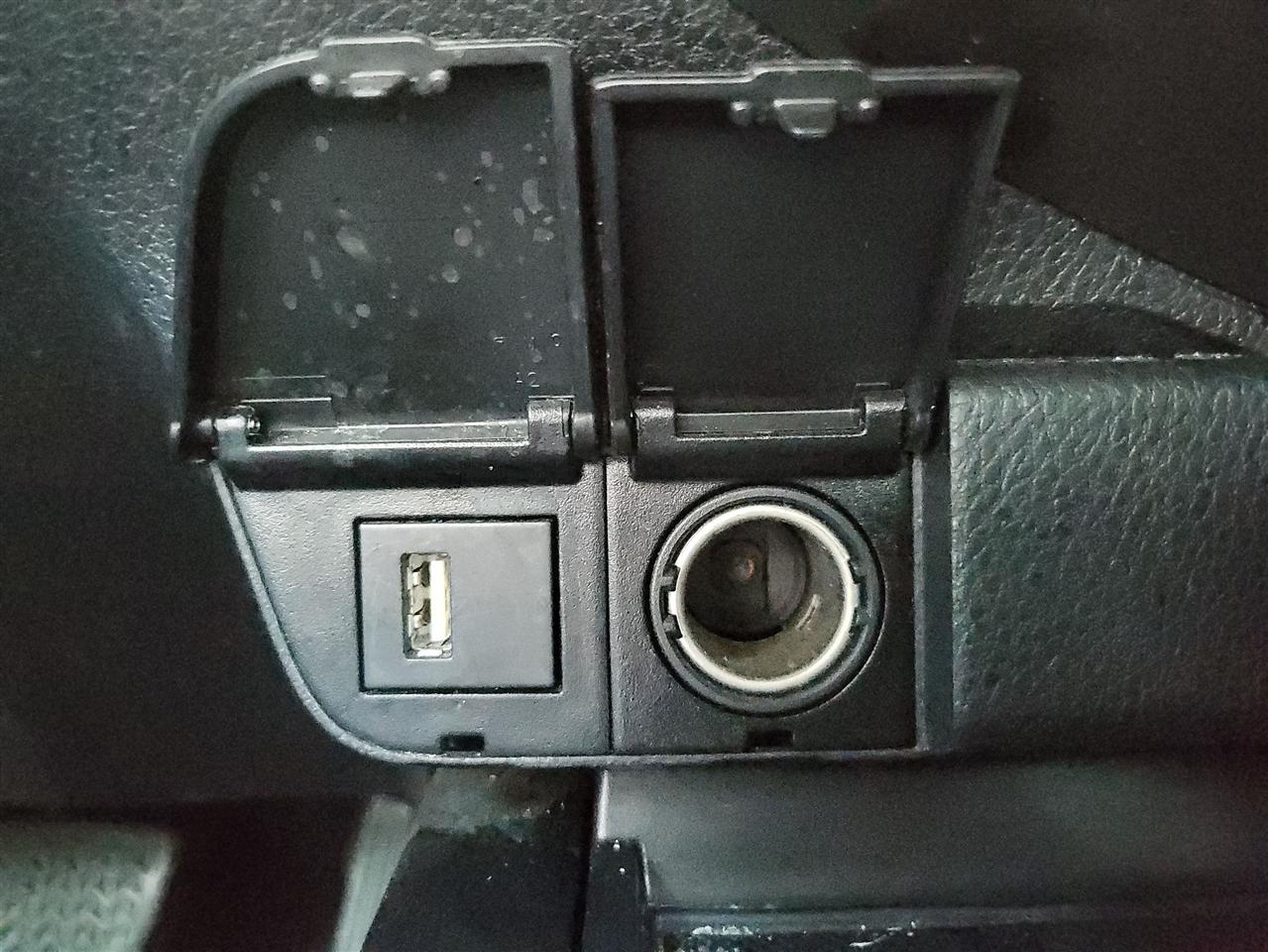 Toyota Camry SE 2020