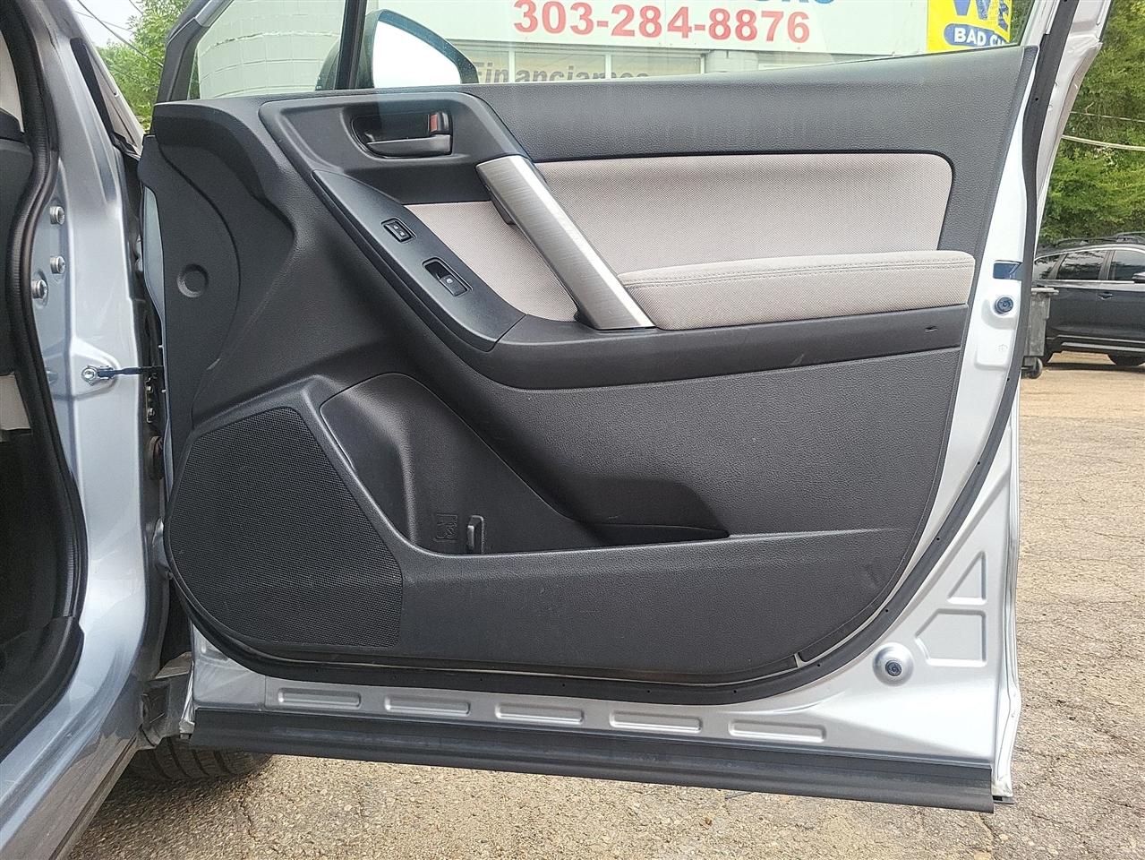 Subaru Forester 2.5i Premium 2015