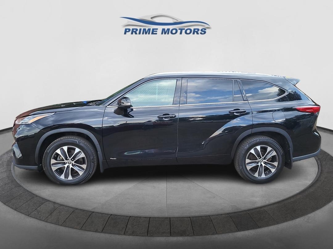 2022 Toyota Highlander Hybrid Hybrid XLE AWD