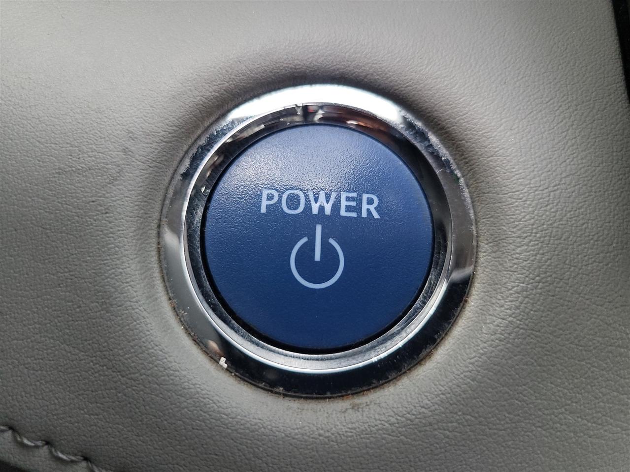 Toyota Highlander Hybrid  2022