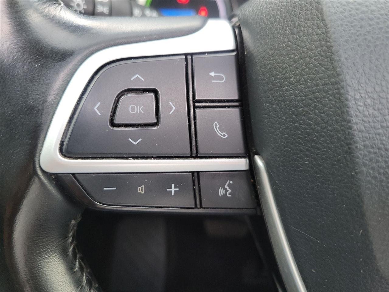 Toyota Highlander Hybrid  2022