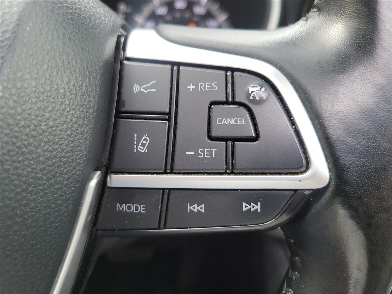 Toyota Highlander Hybrid  2022