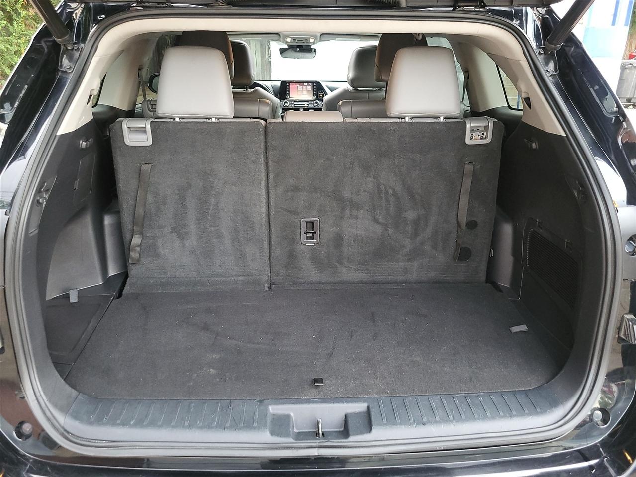 Toyota Highlander Hybrid  2022