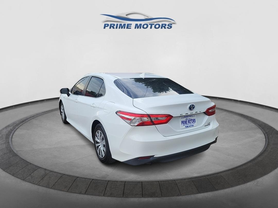 Toyota Camry Hybrid LE 2018
