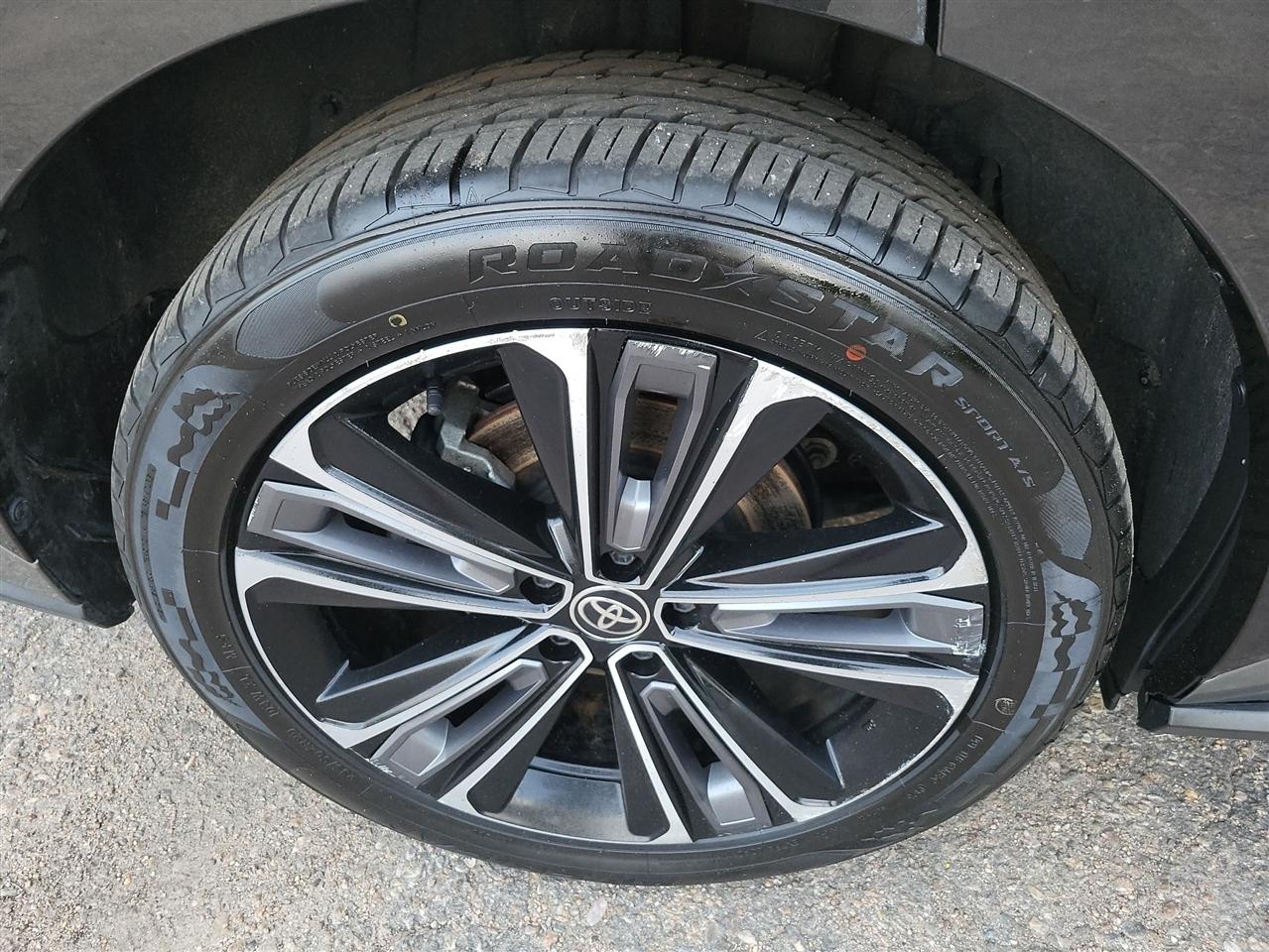 Toyota BZ4X XLE AWD 2023